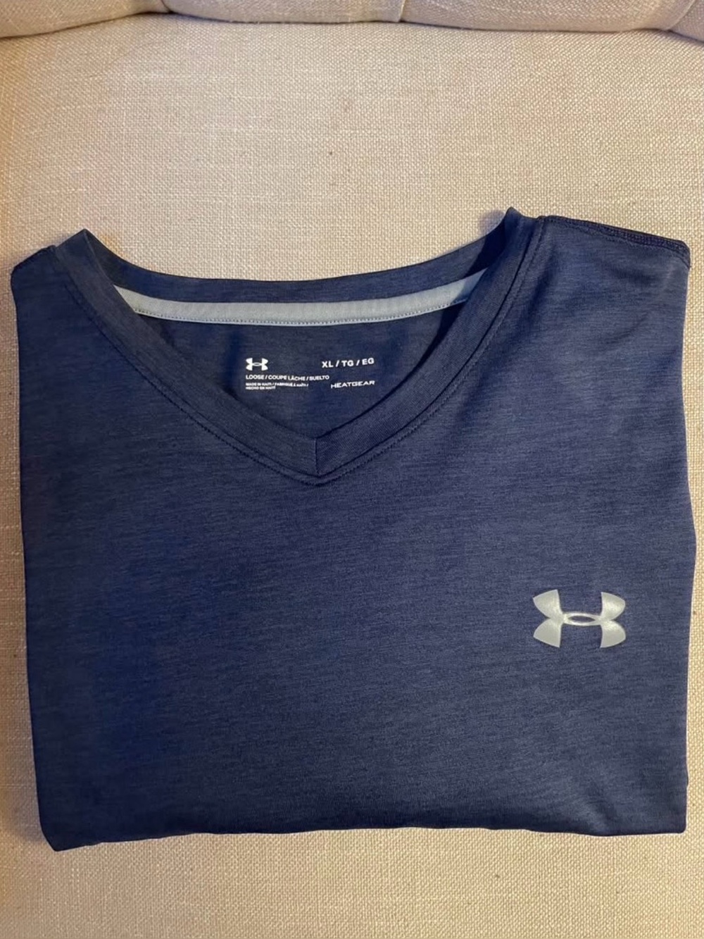 Under Armour Men’s Navy Blue V-Neck Performance Tee